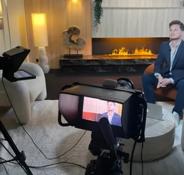 Raphaël Briguet-Lamarre en tournage au studio